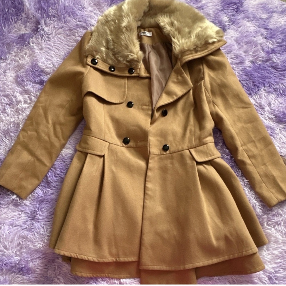 zeagoo Camel Faux Fur Collar Double-Breasted Peacoat